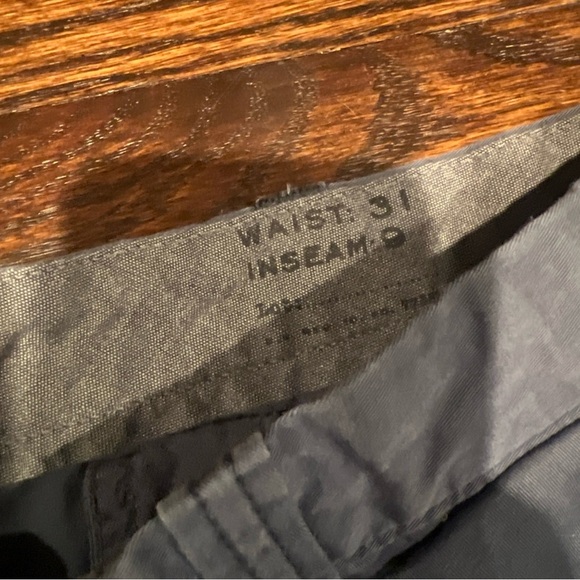 J. Crew Chino Shorts Mens 31 Blue Stretch Preppy Casual 9" Inseam - Picture 5 of 6